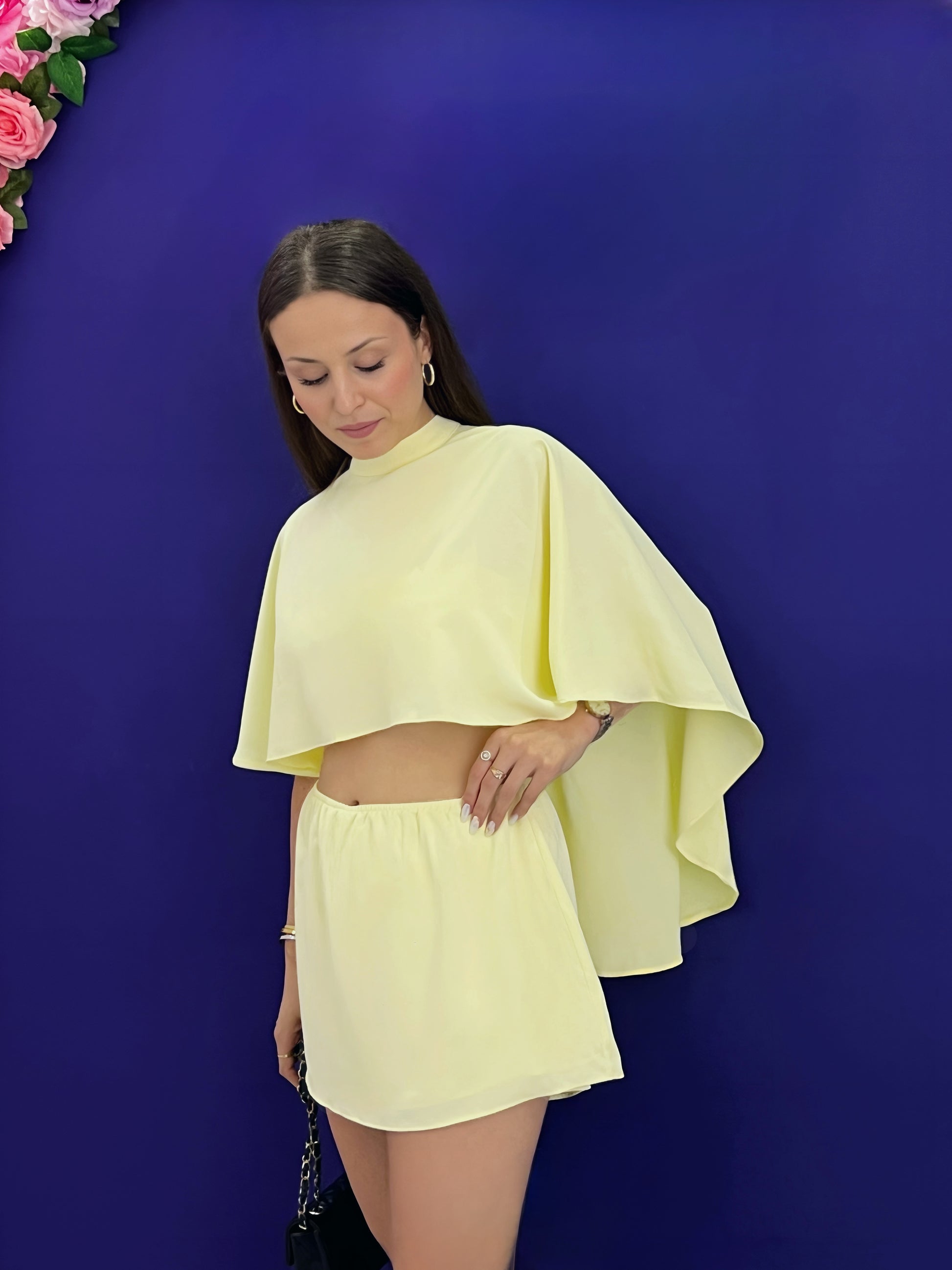 Sarı Şifon Üçlü Takım | Pelerinli Gömlek Crop Şort Set